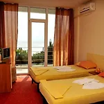 International House Of Journalists 3* Aranyhomok