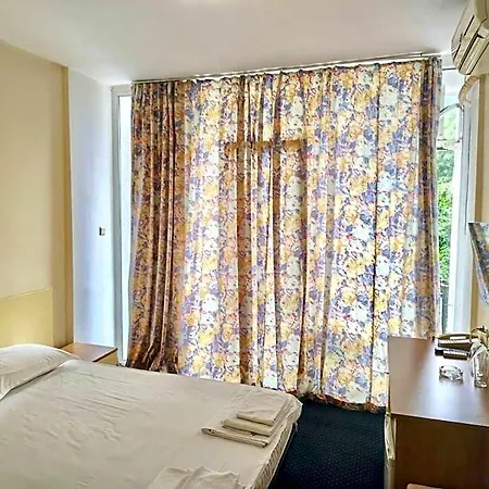 International House Of Journalists Hotel