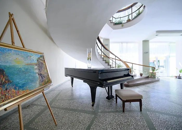 International House Of Journalists 3*